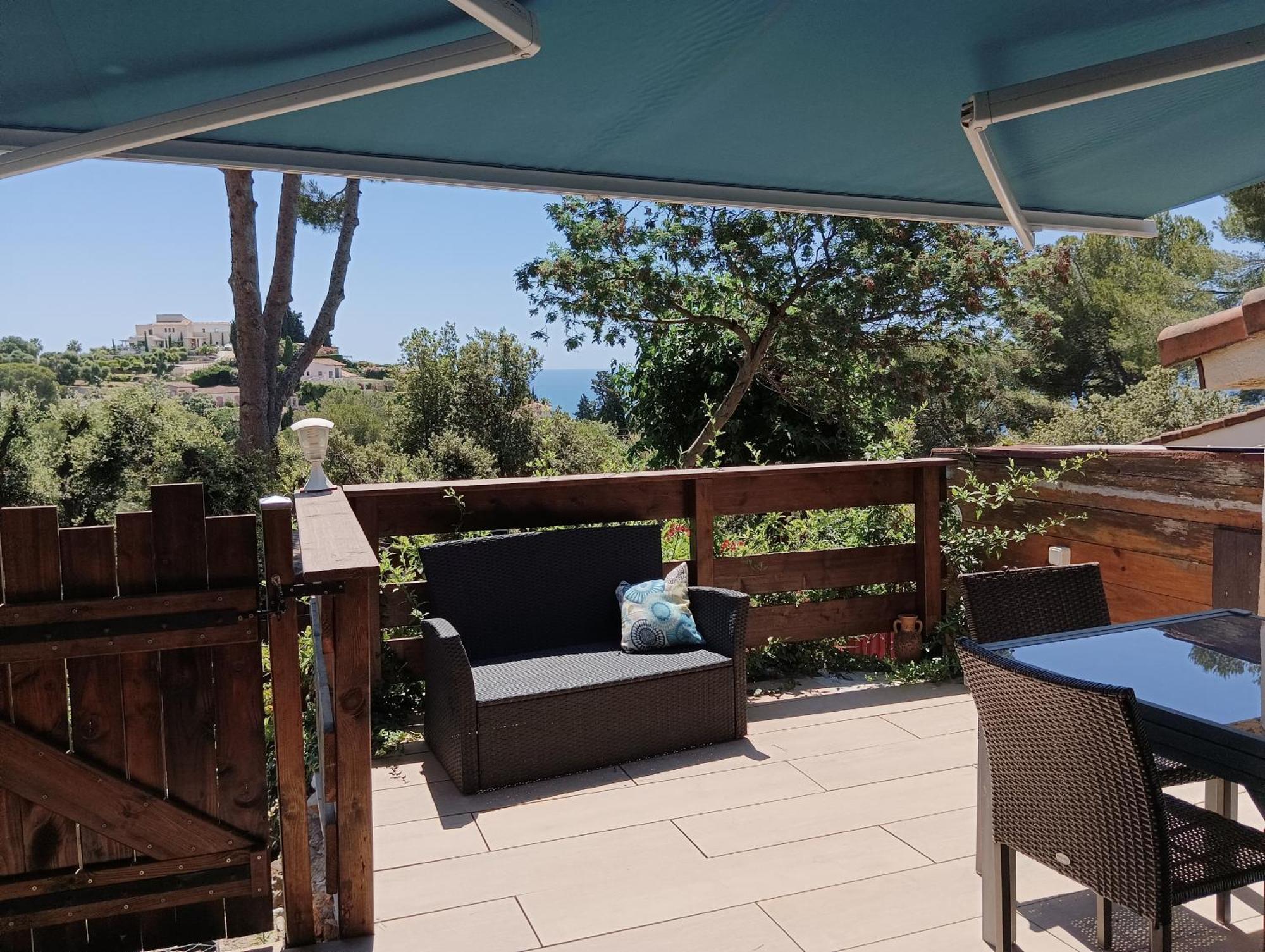 Petite Maison Au Calme - Piscine En Copropriete, Terrasse, Mer, Clim فالوريس المظهر الخارجي الصورة